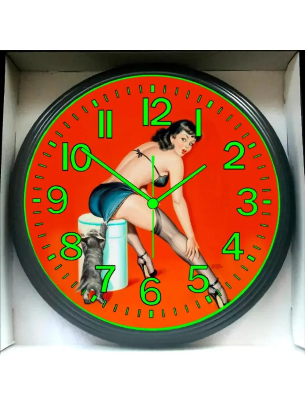 Pin-up Cat Retro Glow In The Dark Wall Clock New!